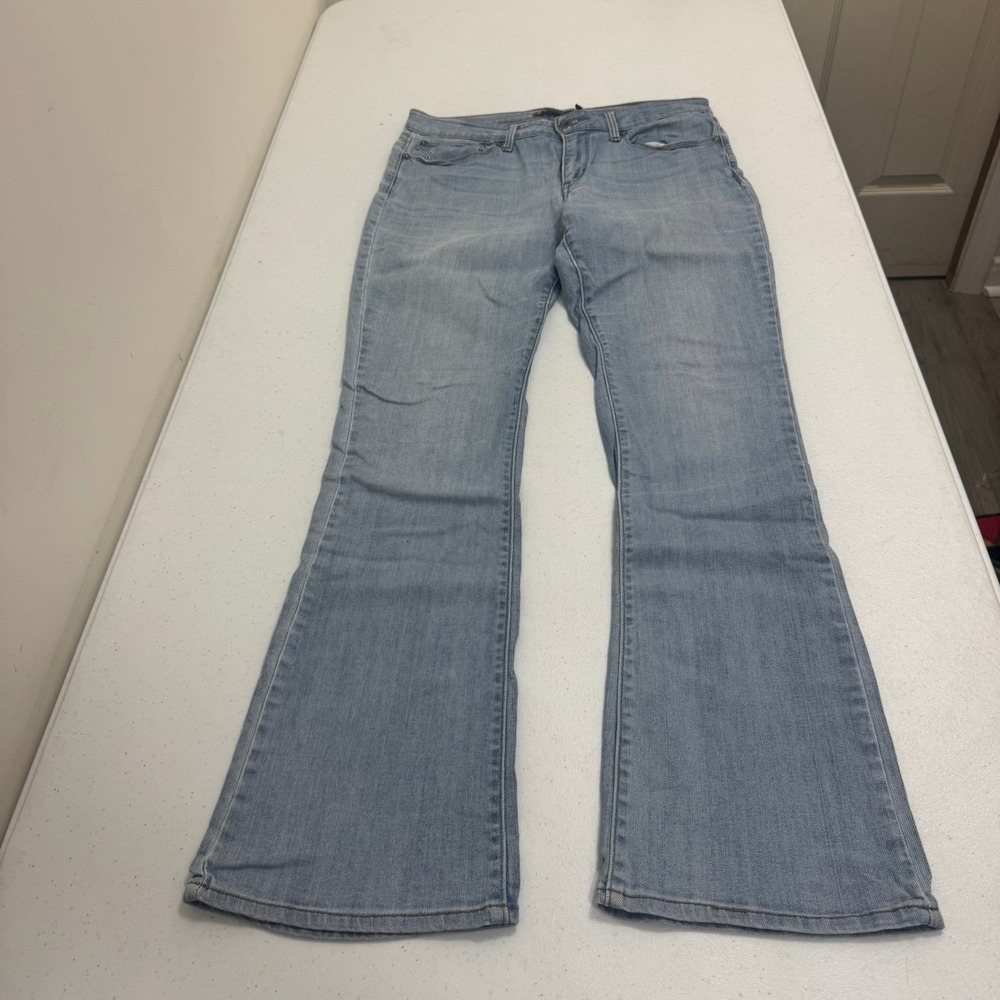 Levis Demi Curve Mid Rise Bootcut Jeans Light Wash Blue Size 10/30 3766